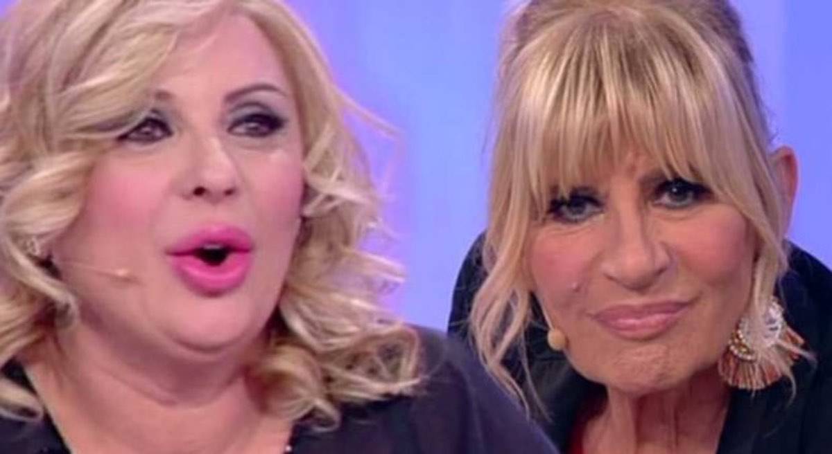 Tina Cipollari contro Gemma Galgani: "Ricatta i suoi corteggiatori"