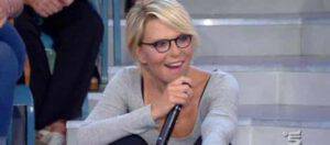 Maria De Filippi si scaglia contro un cavaliere: "...Non puoi fare il santo!"