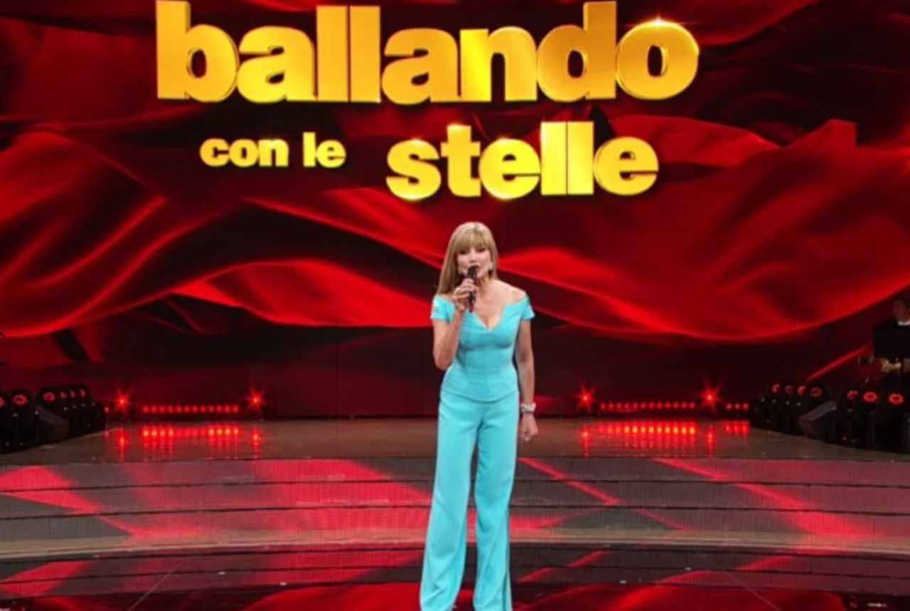 Ballando con le stelle: il prossimo ballerino per una notte è un famosissimo giornalista