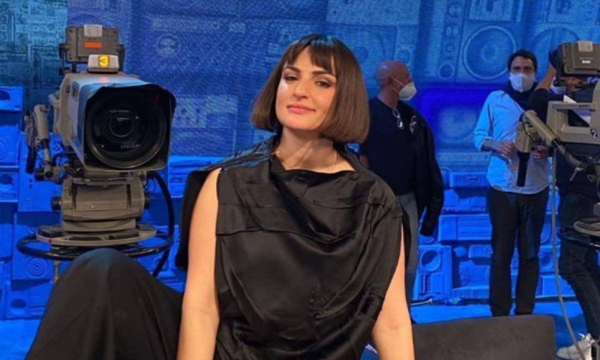 Amici20: Arisa rivela un retroscena segreto su Maria De Filippi