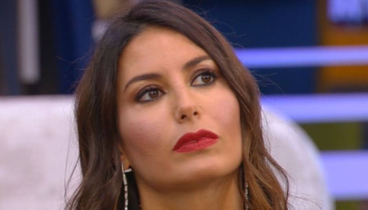 Elisabetta Gregoraci rumors: "Nathan è a Dubai perché preso in giro a scuola"