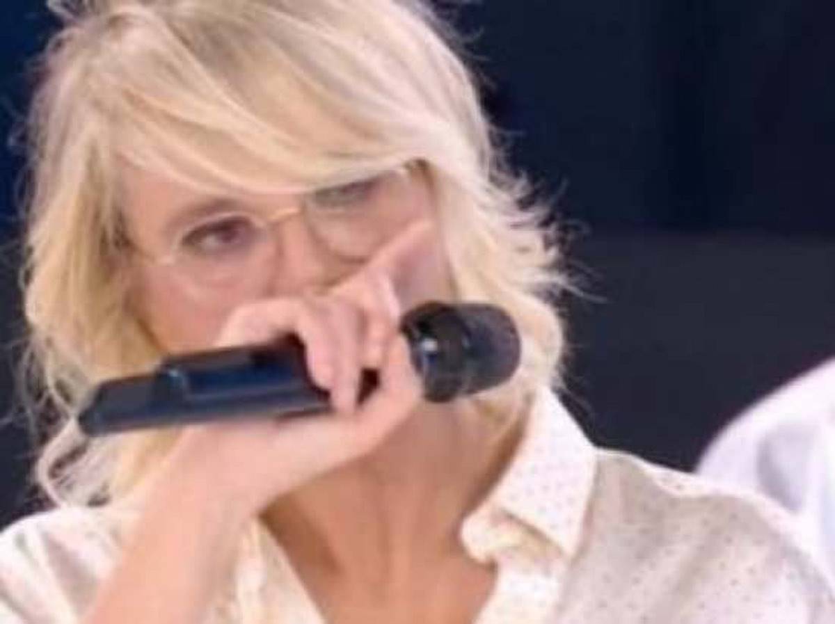 Maria De Filippi rivela in diretta: "Ho paura" ecco cosa sta succedendo