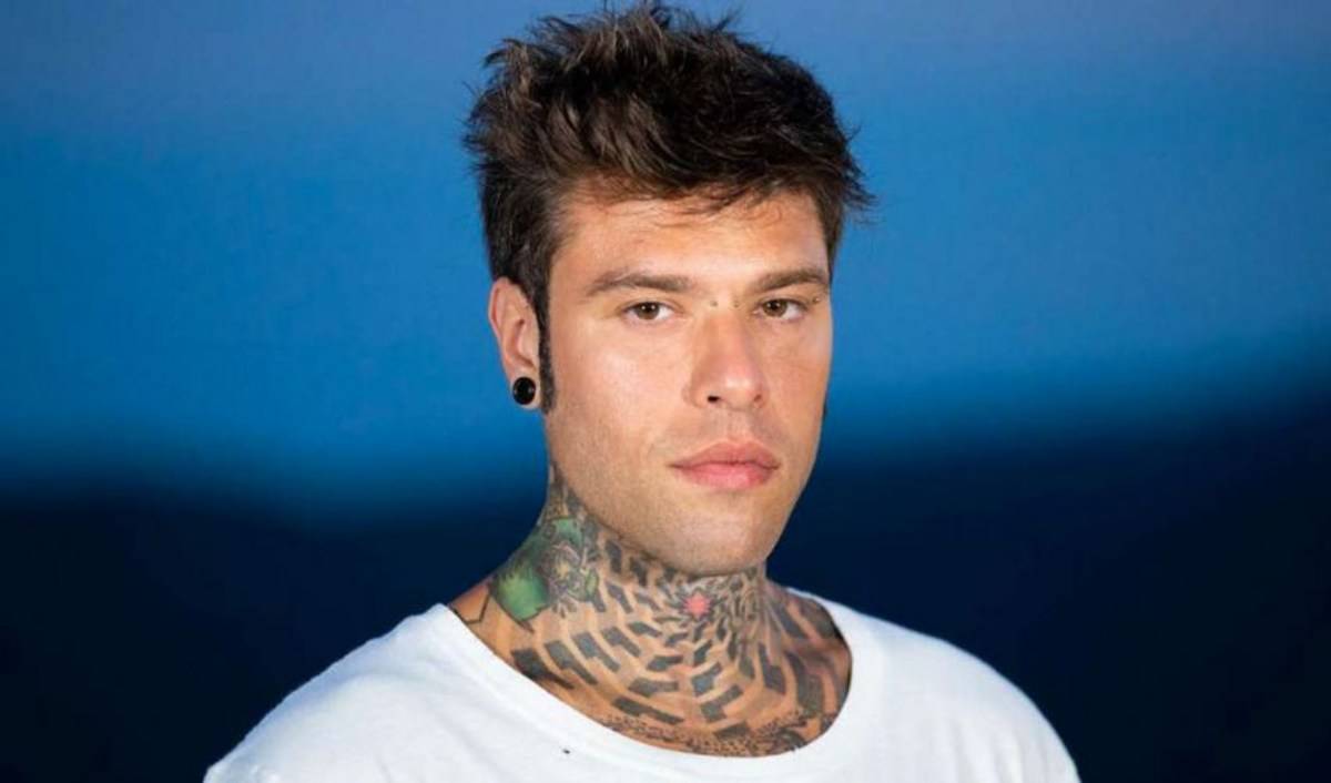 Fedez: davvero ha questo titolo di studio? Da non credere