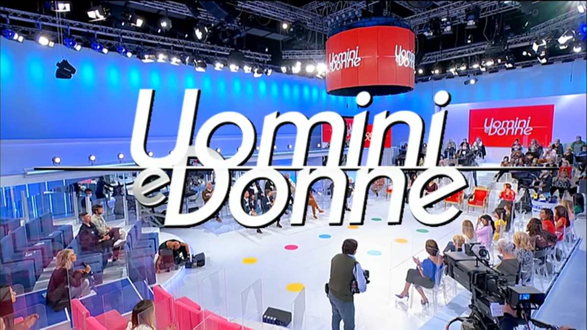 Uomini e Donne: "rissa sfiorata" in studio, ecco cosa è successo