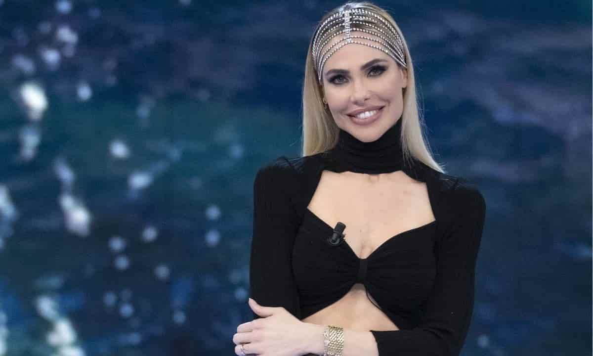 Ilary Blasi Isola DeI Famosi magra