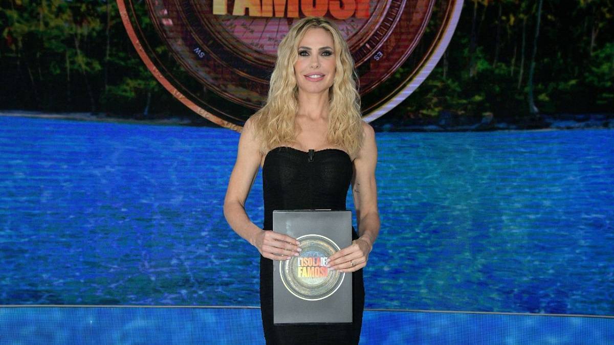 L’Isola Dei Famosi: nel cast anche una coppia